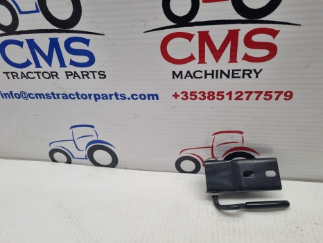 Ford 6610, 7410, 5610, Tw Cab Rear Window Latch Lh 83909518, D6nn94408n01a - Puerta y piezas: foto 1 Ford 6610, 7410, 5610, Tw Cab Rear Window Latch Lh 83909518, D6nn94408n01a - Puerta y piezas: foto 1