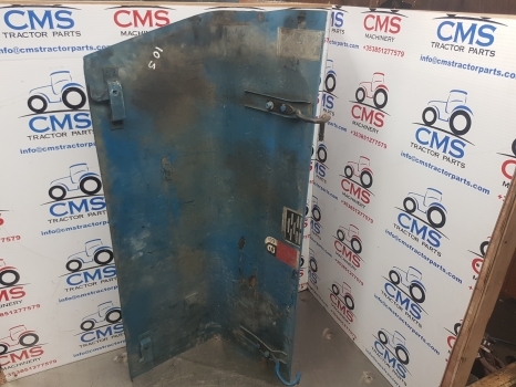 Ford 7600 Rhs Bonnet Hood Panel C7nn16625e, E9nn16a724aa, D5nn16a724b - Capota para Tractor: foto 2 Ford 7600 Rhs Bonnet Hood Panel C7nn16625e, E9nn16a724aa, D5nn16a724b - Capota para Tractor: foto 2