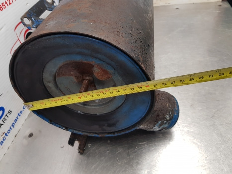 Ford 7610 6610, 7710 Air Filter Box Cleaner 2.25 Inches Rusty E0nn9600la12m - Sistema de admisión de aire: foto 4 Ford 7610 6610, 7710 Air Filter Box Cleaner 2.25 Inches Rusty E0nn9600la12m - Sistema de admisión de aire: foto 4