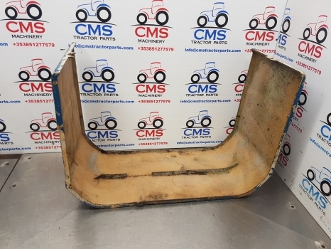 Ford 7810, 7910, 8210 Series Bonnet Cover Panel In Front Of The Cab D5nn9n128a - Capota para Tractor: foto 4 Ford 7810, 7910, 8210 Series Bonnet Cover Panel In Front Of The Cab D5nn9n128a - Capota para Tractor: foto 4