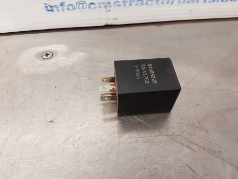 Ford 7840, 6640, 7740, 8240 Time Relay F0nn14n135ba, 84589329, 81867839 - Relé para Tractor: foto 2 Ford 7840, 6640, 7740, 8240 Time Relay F0nn14n135ba, 84589329, 81867839 - Relé para Tractor: foto 2