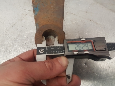 Ford New Holland 40 And Ts Series Steering Arm Left 82003634, E9nn3130ab - Dirección para Tractor: foto 3 Ford New Holland 40 And Ts Series Steering Arm Left 82003634, E9nn3130ab - Dirección para Tractor: foto 3