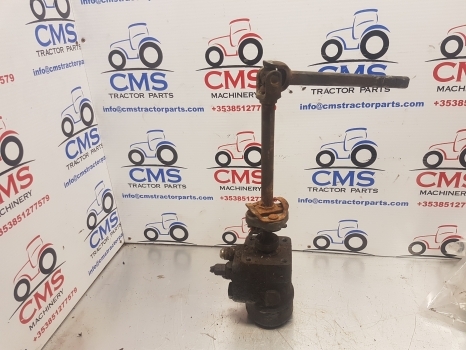 Ford New Holland 7840, 40, Ts S Steering Motor, Valve 81863664, C150or, 150n1261 - Dirección para Tractor: foto 1 Ford New Holland 7840, 40, Ts S Steering Motor, Valve 81863664, C150or, 150n1261 - Dirección para Tractor: foto 1