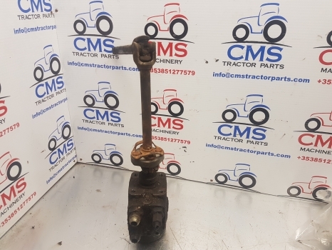 Ford New Holland 7840, 40, Ts S Steering Motor, Valve 81863664, C150or, 150n1261 - Dirección para Tractor: foto 4 Ford New Holland 7840, 40, Ts S Steering Motor, Valve 81863664, C150or, 150n1261 - Dirección para Tractor: foto 4