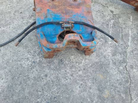 Ford New Holland Tw20, Tw10, Tw30 Front Axle Support D4nn3a042c - Eje delantero: foto 4 Ford New Holland Tw20, Tw10, Tw30 Front Axle Support D4nn3a042c - Eje delantero: foto 4