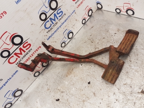 International Case 84 Series 584, 684, 784, 884 Brake Pedal Kit - Piezas de freno para Tractor: foto 2 International Case 84 Series 584, 684, 784, 884 Brake Pedal Kit - Piezas de freno para Tractor: foto 2