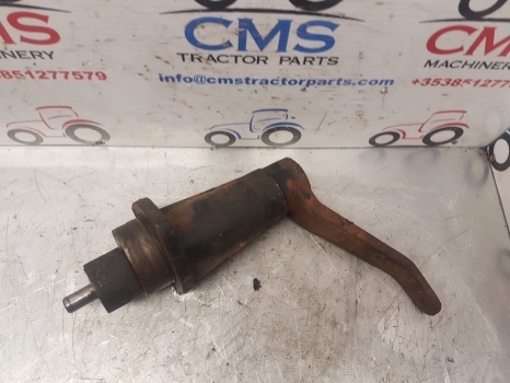 International Case 885 Parking Hand Brake Control Pivot Shaft 94329c93, 94328c3 - Piezas de freno para Tractor: foto 2 International Case 885 Parking Hand Brake Control Pivot Shaft 94329c93, 94328c3 - Piezas de freno para Tractor: foto 2