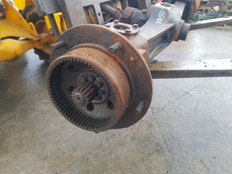 Jcb 531-70, 536-60 Rear Axle Assembly Nut 448/17302p, 448/16501p, 458/m6947 - Eje posterior para Manipulador telescópico: foto 4 Jcb 531-70, 536-60 Rear Axle Assembly Nut 448/17302p, 448/16501p, 458/m6947 - Eje posterior para Manipulador telescópico: foto 4