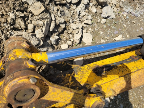 Jcb Jz140, Js130, Js145 Bucket Ram Cylinder 331/41477, 332/k5378, 331/17714 - Cilindro hidráulico para Excavadora: foto 2 Jcb Jz140, Js130, Js145 Bucket Ram Cylinder 331/41477, 332/k5378, 331/17714 - Cilindro hidráulico para Excavadora: foto 2