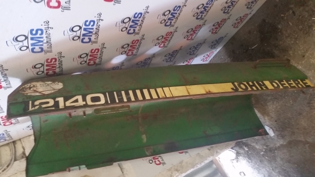 John Deere 2140, 1640, 2040 Hood, Bonnet Al33151 - Capota para Tractor: foto 3 John Deere 2140, 1640, 2040 Hood, Bonnet Al33151 - Capota para Tractor: foto 3