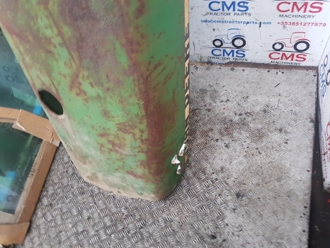 John Deere 3140, 3040, 3340, 3640, 3640s Hood, Bonnet Al30296, R52362 - Capota para Tractor: foto 5 John Deere 3140, 3040, 3340, 3640, 3640s Hood, Bonnet Al30296, R52362 - Capota para Tractor: foto 5