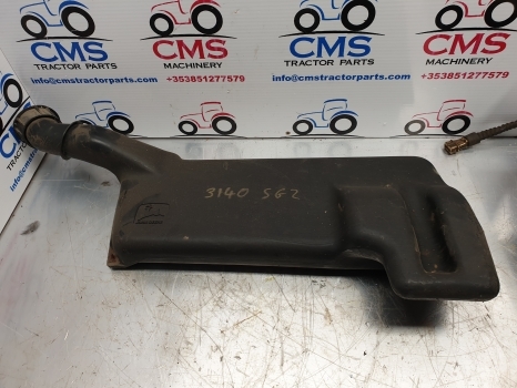 John Deere 40 And 50 Series Windscreen Washer Tank Al38192 - Parabrisas para Tractor: foto 1 John Deere 40 And 50 Series Windscreen Washer Tank Al38192 - Parabrisas para Tractor: foto 1