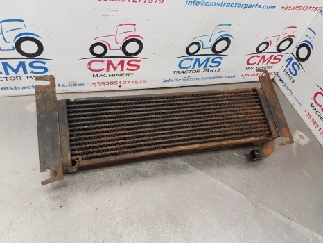 John Deere 40 Series 1640, 1840, 2140 Hydraulic Oil Cooler Al38448, Al31239 - Hidráulica para Tractor: foto 4 John Deere 40 Series 1640, 1840, 2140 Hydraulic Oil Cooler Al38448, Al31239 - Hidráulica para Tractor: foto 4