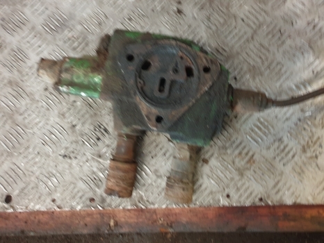 John Deere 6000 & 6020 Series Hydraulic Spool Valve Al169789, Al169859, Al110178 - Válvula hidráulica para Tractor: foto 3 John Deere 6000 & 6020 Series Hydraulic Spool Valve Al169789, Al169859, Al110178 - Válvula hidráulica para Tractor: foto 3