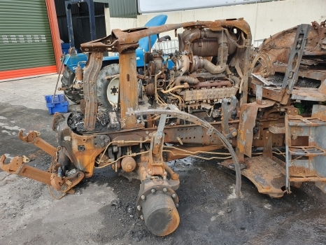 John Deere 6215r Engine, Transmission, Front, Back Axle Pto, Hydraulic, Parts - Tractor: foto 2 John Deere 6215r Engine, Transmission, Front, Back Axle Pto, Hydraulic, Parts - Tractor: foto 2
