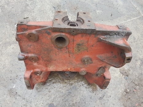 Massey Ferguson 50b, 100, 200, 300, 500 Series Front Axle Casting 1684290m1 - Cubo para Retroexcavadora: foto 5 Massey Ferguson 50b, 100, 200, 300, 500 Series Front Axle Casting 1684290m1 - Cubo para Retroexcavadora: foto 5