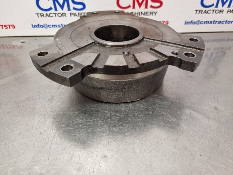 Massey Ferguson 5612, 5400, 5700, 6700, Rear Axle Support 4308233m2, 4308233h2g - Eje posterior: foto 2 Massey Ferguson 5612, 5400, 5700, 6700, Rear Axle Support 4308233m2, 4308233h2g - Eje posterior: foto 2