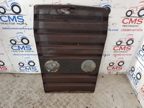 Massey Ferguson 690, 698, 699, 265, 275 Front Grille 682342m91, 1682950m91 - Parrilla para Tractor: foto 2 Massey Ferguson 690, 698, 699, 265, 275 Front Grille 682342m91, 1682950m91 - Parrilla para Tractor: foto 2