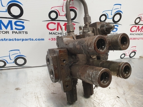Massey Ferguson Hydraulic Spool Valves 3616205m91, 3582523m1, 3582517m1 - Válvula hidráulica para Tractor: foto 2 Massey Ferguson Hydraulic Spool Valves 3616205m91, 3582523m1, 3582517m1 - Válvula hidráulica para Tractor: foto 2