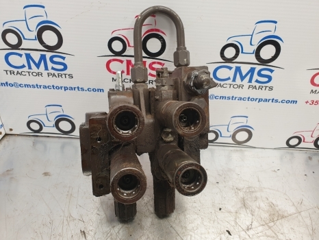 Massey Ferguson Hydraulic Spool Valves 3616205m91, 3582523m1, 3582517m1 - Válvula hidráulica para Tractor: foto 1 Massey Ferguson Hydraulic Spool Valves 3616205m91, 3582523m1, 3582517m1 - Válvula hidráulica para Tractor: foto 1