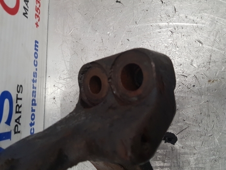 Mccormick Case Mxc, Mc Mc100 Front Axle Support Bracket Rear 138533, 318588a1 - Suspensión para Tractor: foto 4 Mccormick Case Mxc, Mc Mc100 Front Axle Support Bracket Rear 138533, 318588a1 - Suspensión para Tractor: foto 4
