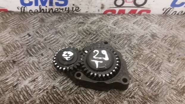 New Holland T5.100, T5.110, T5.120 Engine Oil Pump 5801365117 - Bomba de aceite para Tractor: foto 1 New Holland T5.100, T5.110, T5.120 Engine Oil Pump 5801365117 - Bomba de aceite para Tractor: foto 1