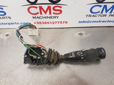 New Holland T5.95, T5.115, T5.105 Windshiel Wiper, Light Switch 84488625 - Sistema eléctrico para Tractor: foto 1 New Holland T5.95, T5.115, T5.105 Windshiel Wiper, Light Switch 84488625 - Sistema eléctrico para Tractor: foto 1