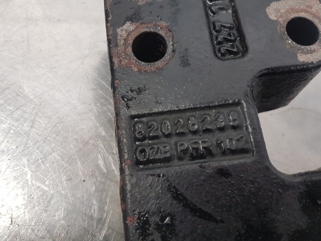 New Holland T6.180, T5, T6, Tsa Cab Support Lhs 82028239, 82032679, 84545222 - Suspensión de cabina para Tractor: foto 3 New Holland T6.180, T5, T6, Tsa Cab Support Lhs 82028239, 82032679, 84545222 - Suspensión de cabina para Tractor: foto 3