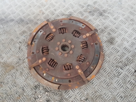 New Holland T6050 Damper And Disc 87527557 , 47699912 , 47133829 - Embrague y piezas para Tractor: foto 1 New Holland T6050 Damper And Disc 87527557 , 47699912 , 47133829 - Embrague y piezas para Tractor: foto 1