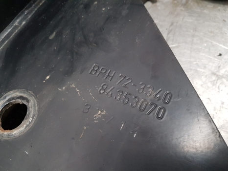 New Holland T7.200, T7.185 Case Puma 150 Cab Suspension Bracket Lhs 84353070 - Suspensión de cabina para Maquinaria agrícola: foto 3 New Holland T7.200, T7.185 Case Puma 150 Cab Suspension Bracket Lhs 84353070 - Suspensión de cabina para Maquinaria agrícola: foto 3