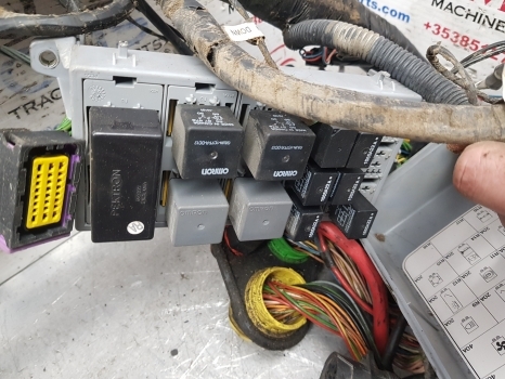 Cables/ Alambres para Tractor New Holland Tsa Series Cab Wiring Loom 87313607, 82035387, 82039441, 87304271: foto 7