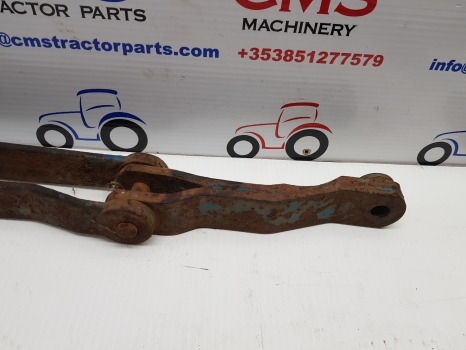 Ford 4000, 4110, 4410 Pick Up Hitch Drop Rod Arm Rhs 81812799, 830909550 - Recambio para Tractor: foto 3 Ford 4000, 4110, 4410 Pick Up Hitch Drop Rod Arm Rhs 81812799, 830909550 - Recambio para Tractor: foto 3