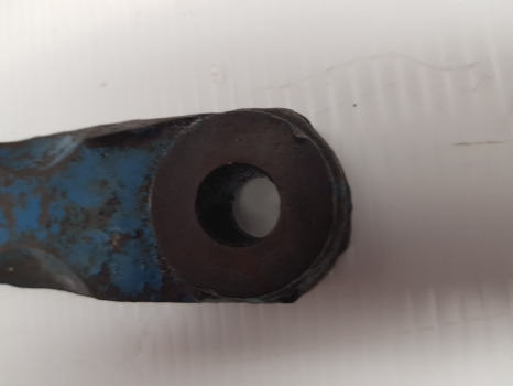 Ford 5000, 7000, 5600, 7600, 5700, Pick Up Hitch Drop Rod Arm Support 83909550 - Recambio para Tractor: foto 5 Ford 5000, 7000, 5600, 7600, 5700, Pick Up Hitch Drop Rod Arm Support 83909550 - Recambio para Tractor: foto 5