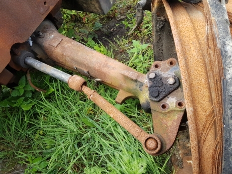 Renault Ares 696 Carraro 20.29 Front Axle Complete 138521, 133573, 6000103303 - Eje delantero para Tractor: foto 3 Renault Ares 696 Carraro 20.29 Front Axle Complete 138521, 133573, 6000103303 - Eje delantero para Tractor: foto 3