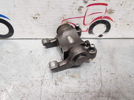 Same Explorer 70 Engine Rocker Support Assy 0.066.1432.3; 0.066.1430.0/10 - Motor y piezas: foto 1 Same Explorer 70 Engine Rocker Support Assy 0.066.1432.3; 0.066.1430.0/10 - Motor y piezas: foto 1