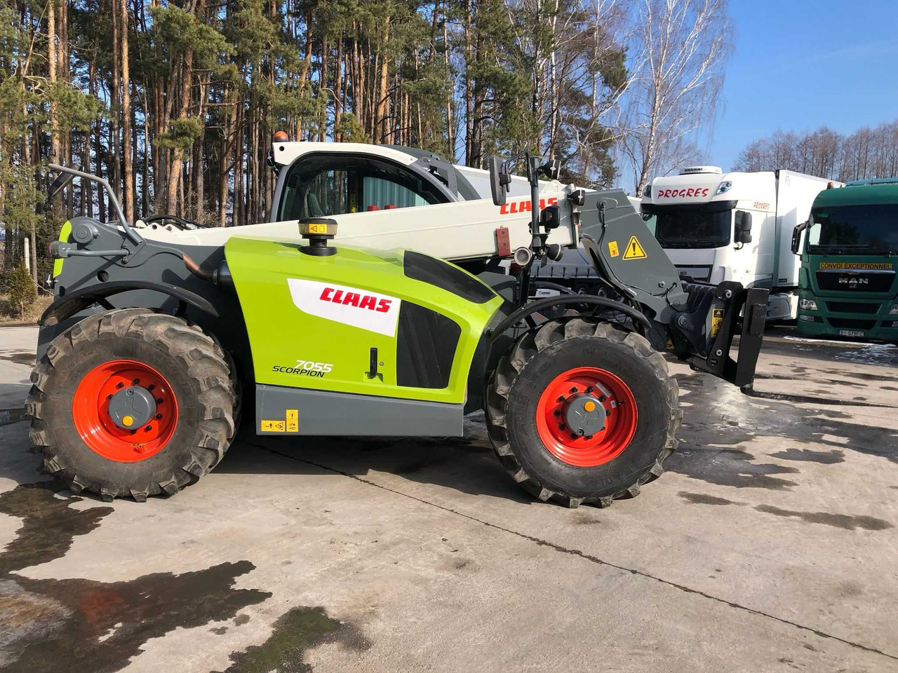 CLAAS SCORPION 7055 Varipower, Klima, Zaczep hydr,Centr smar,z Francji - Otros maquinaria: foto 4 CLAAS SCORPION 7055 Varipower, Klima, Zaczep hydr,Centr smar,z Francji - Otros maquinaria: foto 4