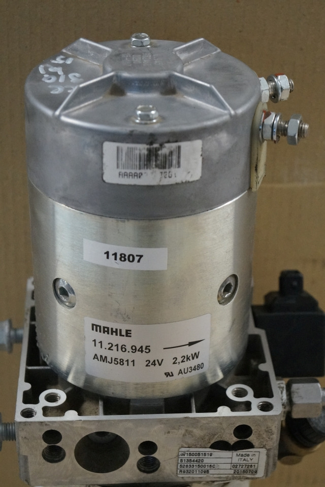 Jungheinrich 51064221 | Pump unit 24V 2,2KW Mahle AMJ5811 Pump motor 51056970 - Bomba hidráulica para Equipo de manutención: foto 2 Jungheinrich 51064221 | Pump unit 24V 2,2KW Mahle AMJ5811 Pump motor 51056970 - Bomba hidráulica para Equipo de manutención: foto 2