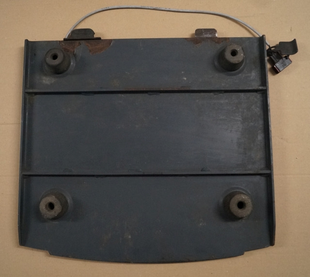 Jungheinrich 51182449 | floor mat ERE225 fixed platform - Bastidor/ Chasis para Equipo de manutención: foto 2 Jungheinrich 51182449 | floor mat ERE225 fixed platform - Bastidor/ Chasis para Equipo de manutención: foto 2