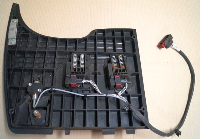 Jungheinrich 51189782 | Vloerplaat Floorplate ETV from Year 2011 Driving pedal 5 Vloerplaat Floorplate ETV from Year 2011 Driving pedal 51443197 Brake pedal 51198398 Kill switch 51188550 kabel 51178968 - Bastidor/ Chasis para Equipo de manutención: foto 2 Jungheinrich 51189782 | Vloerplaat Floorplate ETV from Year 2011 Driving pedal 5 Vloerplaat Floorplate ETV from Year 2011 Driving pedal 51443197 Brake pedal 51198398 Kill switch 51188550 kabel 51178968 - Bastidor/ Chasis para Equipo de manutención: foto 2