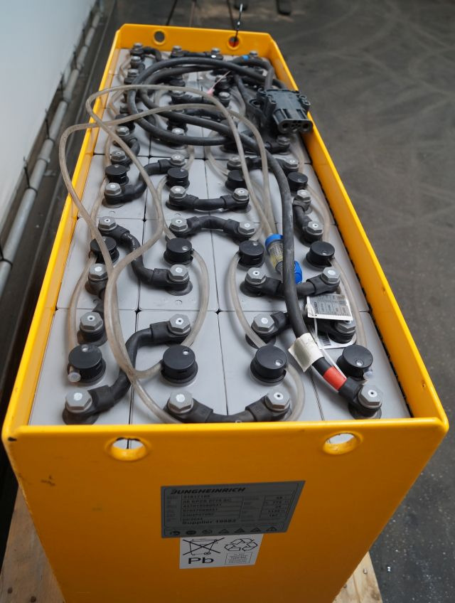 Jungheinrich unknown | Battery 48V775Ah 05-EPZS775SC Year 2024 weight 1135 kg sn - Acumulador para Equipo de manutención: foto 2 Jungheinrich unknown | Battery 48V775Ah 05-EPZS775SC Year 2024 weight 1135 kg sn - Acumulador para Equipo de manutención: foto 2