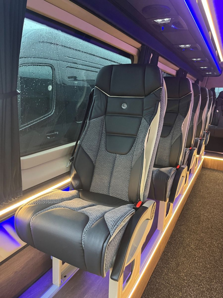 Mercedes-Benz Sprinter 519 AWD 4x4 TOURIST / 21 to 24 Seats - Minibús, Furgoneta de pasajeros: foto 5 Mercedes-Benz Sprinter 519 AWD 4x4 TOURIST / 21 to 24 Seats - Minibús, Furgoneta de pasajeros: foto 5