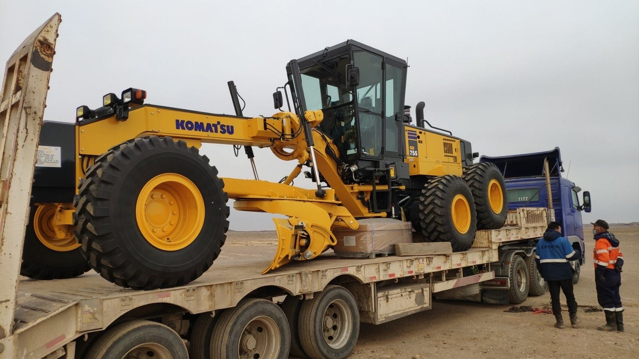 Komatsu GD755-5R - Grader: foto 1 Komatsu GD755-5R - Grader: foto 1