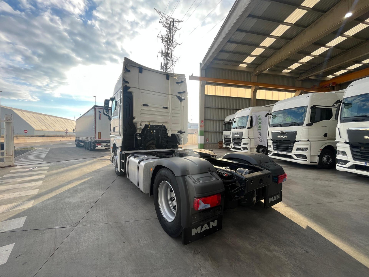 MAN TGX 18.510 GM Retarder - Cabeza tractora: foto 3 MAN TGX 18.510 GM Retarder - Cabeza tractora: foto 3
