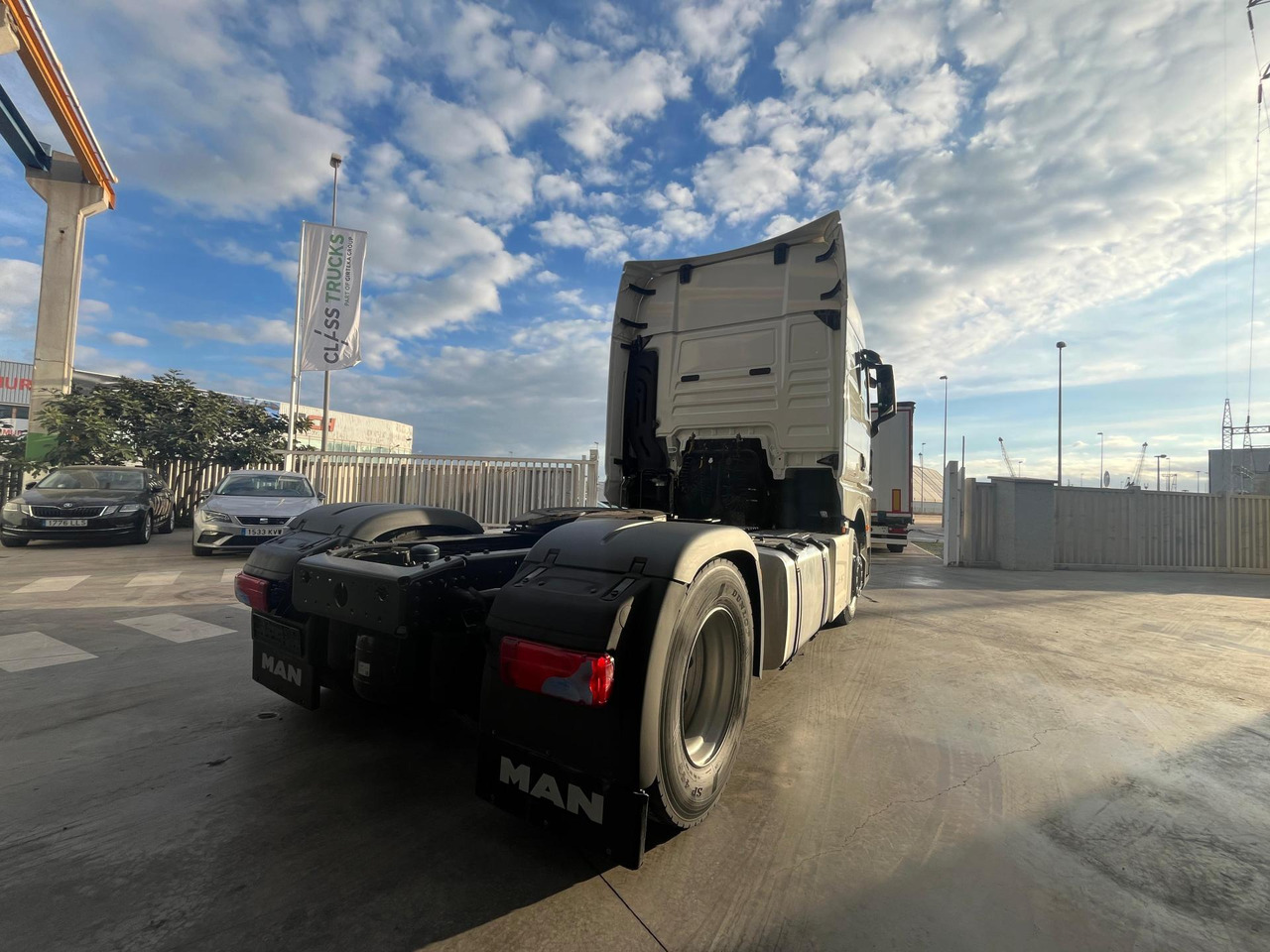 MAN TGX 18.510 GM Retarder - Cabeza tractora: foto 4 MAN TGX 18.510 GM Retarder - Cabeza tractora: foto 4