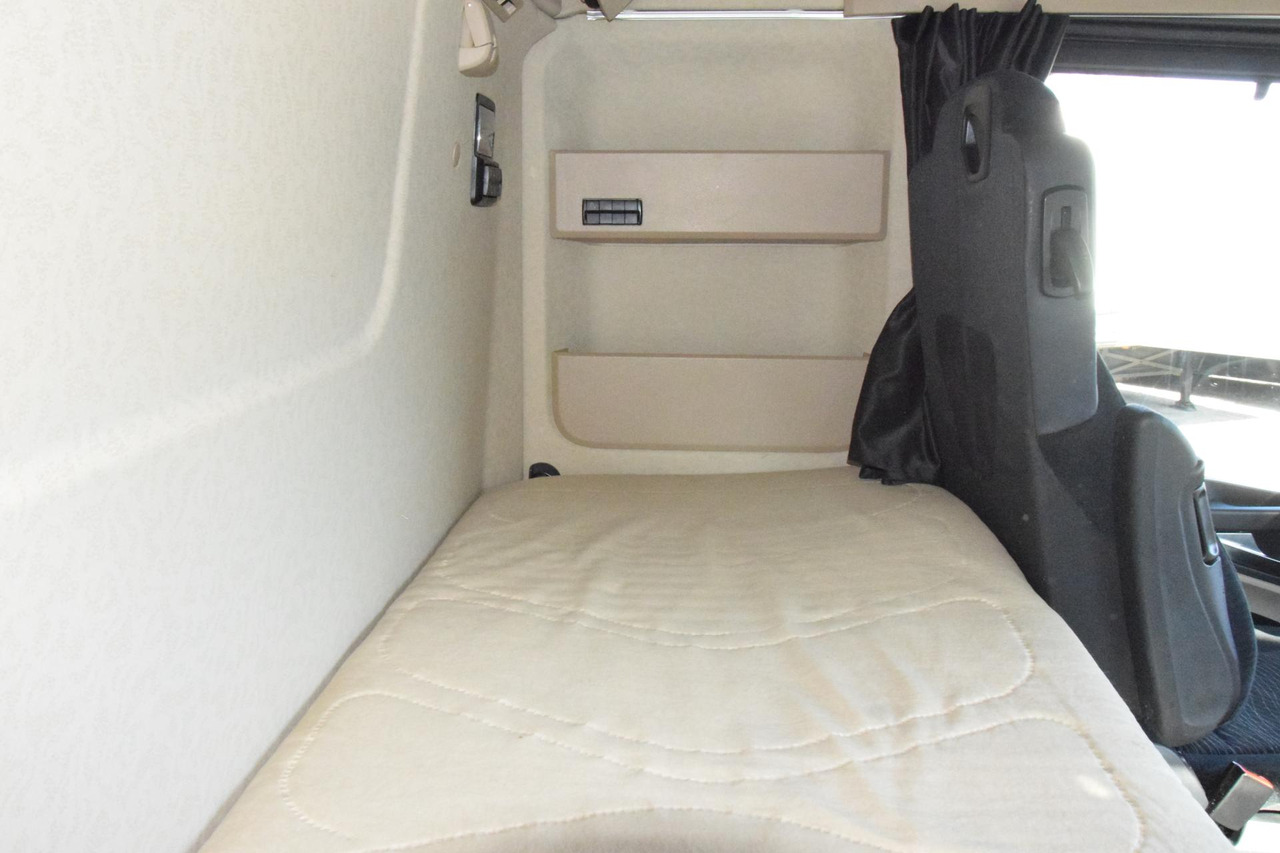 Cabeza tractora Mercedes-Benz Actros 5 1845 BigSpace Max tanks: foto 12