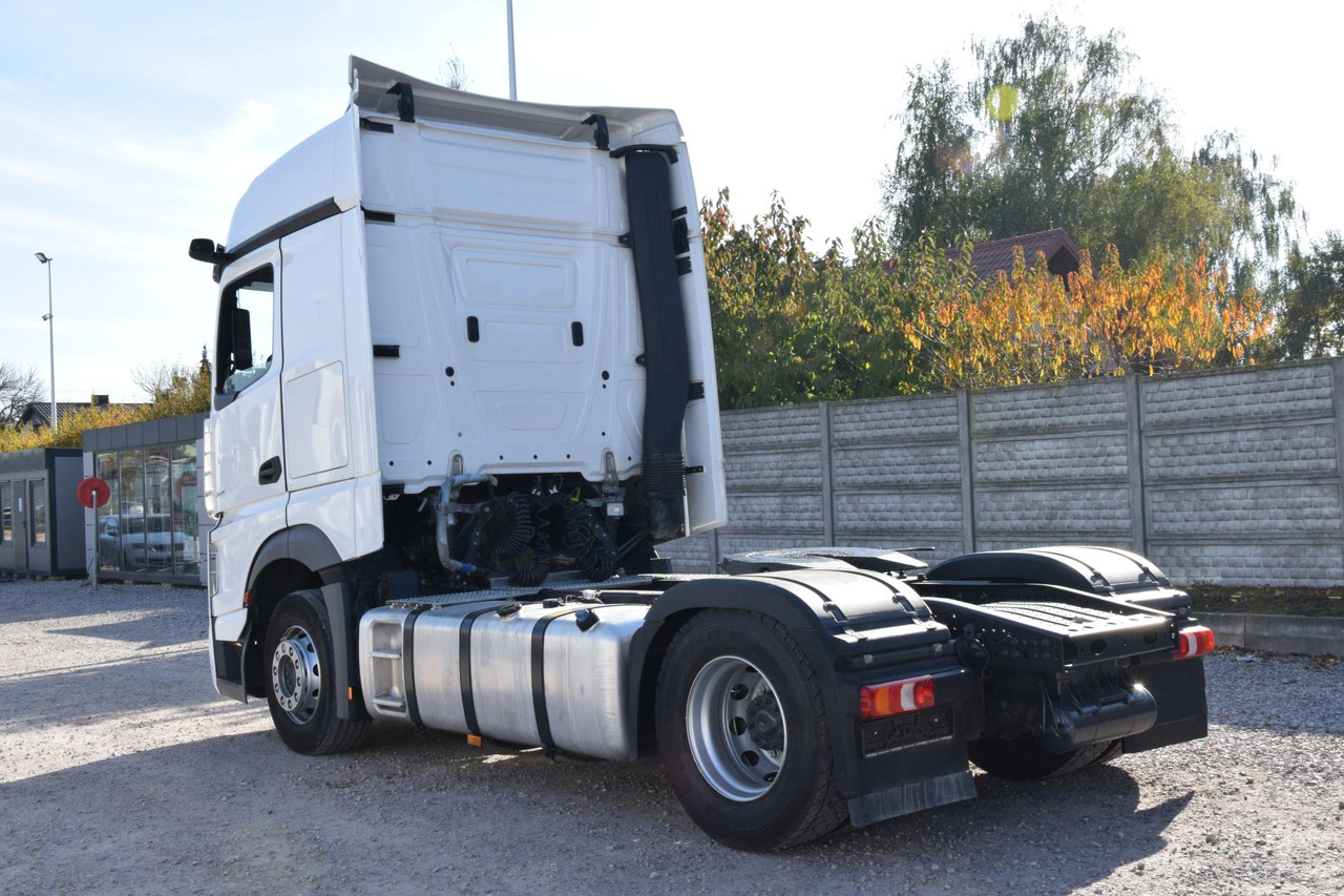 Cabeza tractora Mercedes-Benz Actros 5 1845 BigSpace Max tanks: foto 6