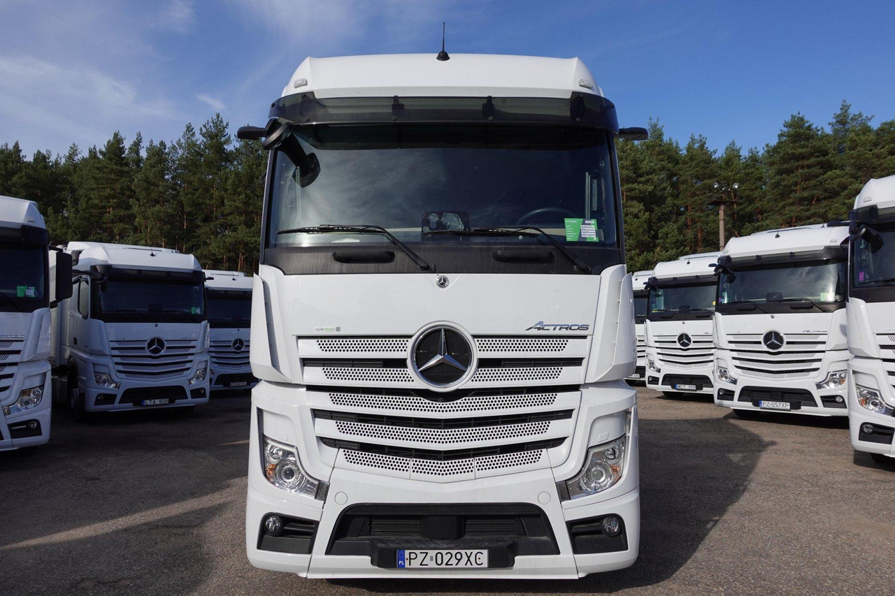 Mercedes-Benz Actros 5 1845 BigSpace - Cabeza tractora: foto 2 Mercedes-Benz Actros 5 1845 BigSpace - Cabeza tractora: foto 2