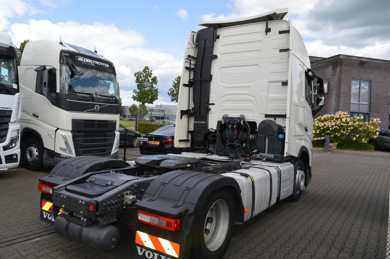 Volvo FH 460 Globetrotter XL Varios, i-Save I-ParkCool - Cabeza tractora: foto 4 Volvo FH 460 Globetrotter XL Varios, i-Save I-ParkCool - Cabeza tractora: foto 4