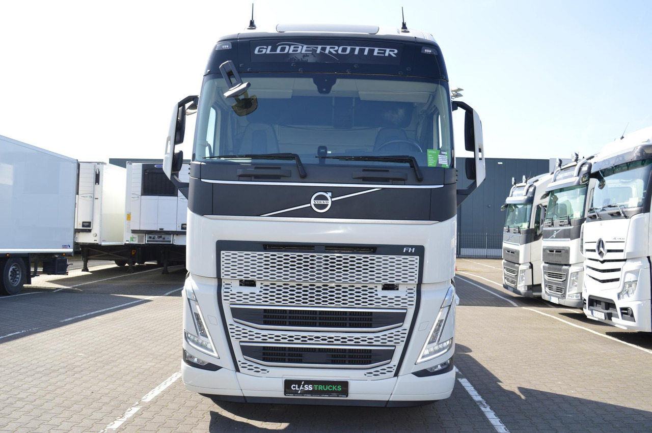 Volvo FH 460 Globetrotter XL i-Save Side Skirts - Cabeza tractora: foto 2 Volvo FH 460 Globetrotter XL i-Save Side Skirts - Cabeza tractora: foto 2
