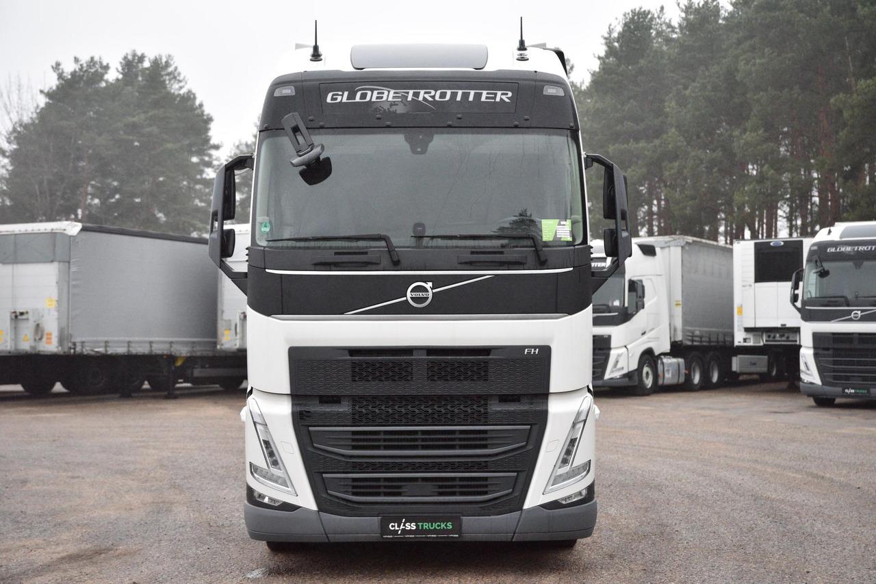 Volvo FH 500 Globetrotter XL Varios - Cabeza tractora: foto 2 Volvo FH 500 Globetrotter XL Varios - Cabeza tractora: foto 2
